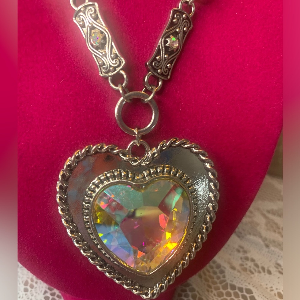AB GLASS NECKLACE